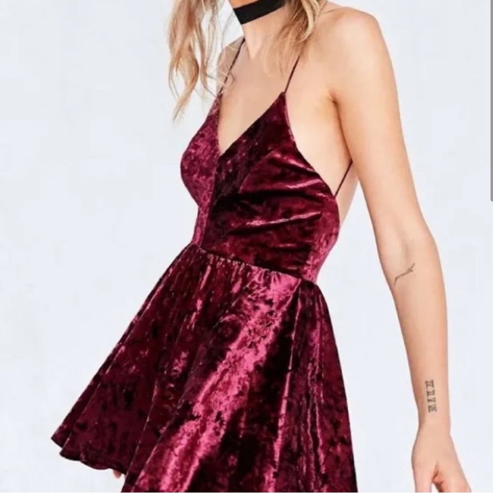 Crushed Velvet Soft Strappy Back V Neck Romper